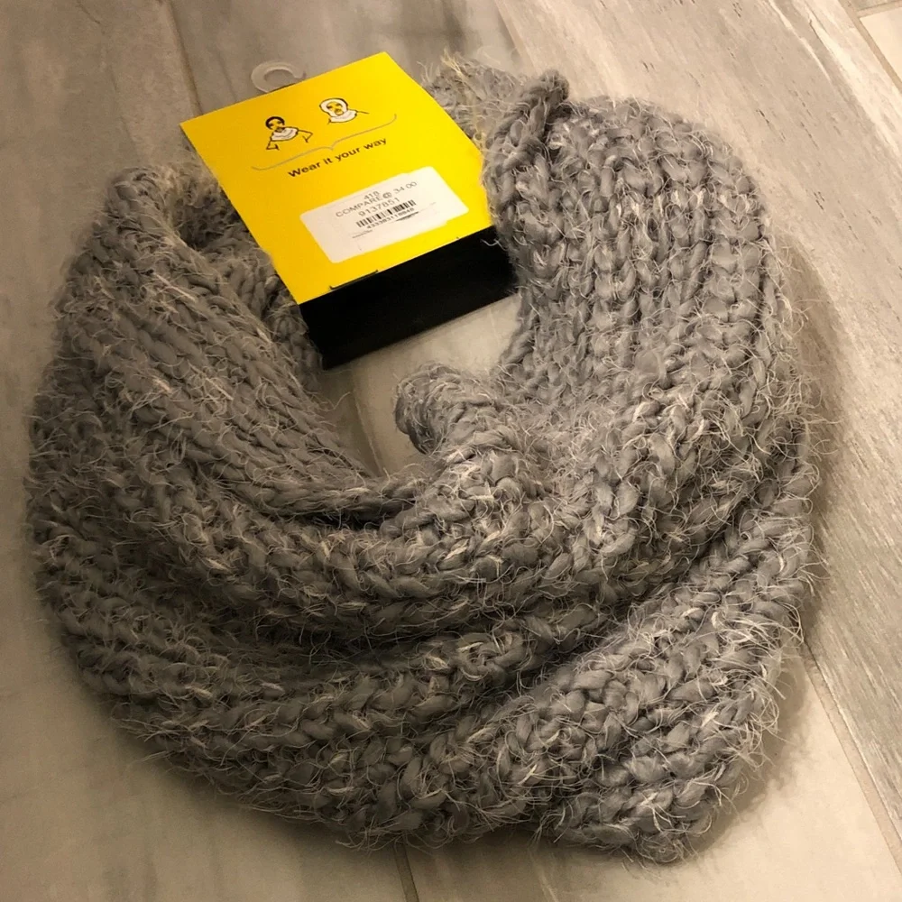 Modena Gray Ring Scarf